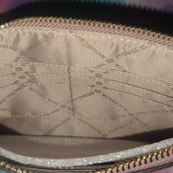 Micheal Kors - Picture 8 of 8